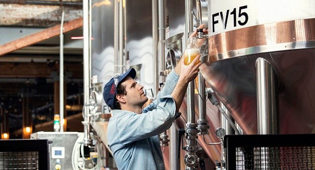 beer---man-and-machine-640x345